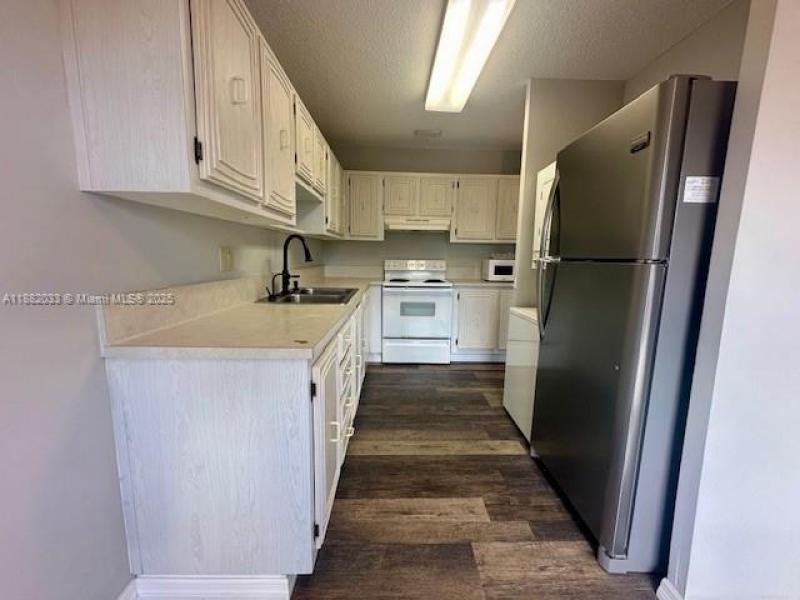 Property photo # 4