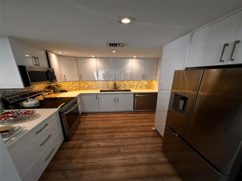 Property photo # 6