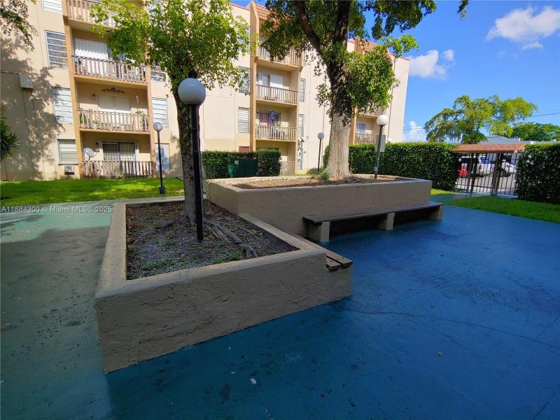 Property photo # 0