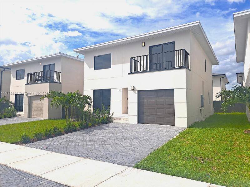 Property photo # 0