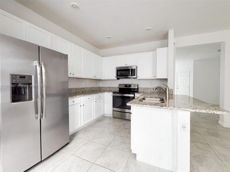 Property photo # 7
