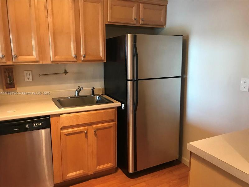 Property photo # 9