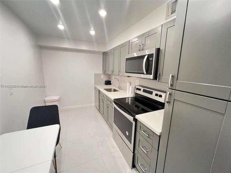 Property photo # 6