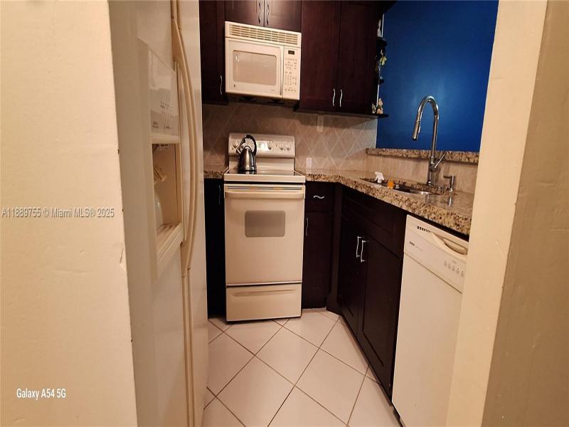 Property photo # 9