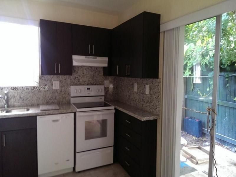 Property photo # 6