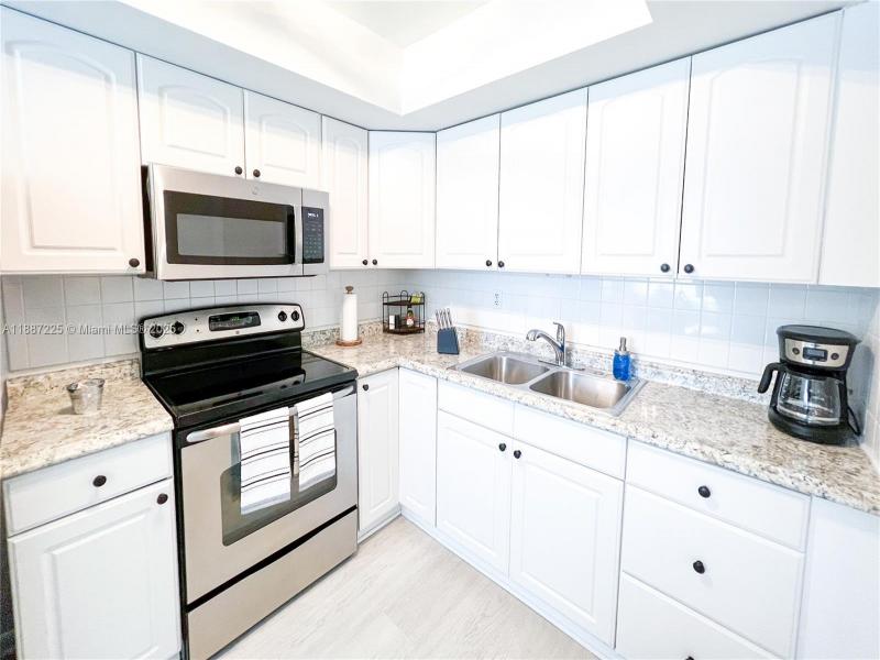 Property photo # 3