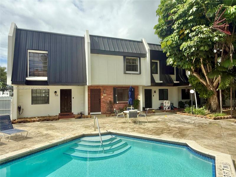 Property photo # 0