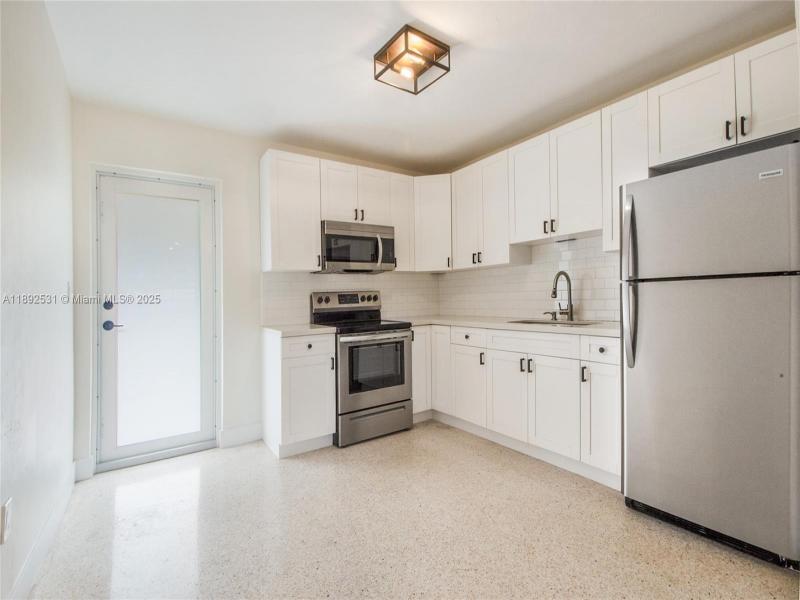 Property photo # 6