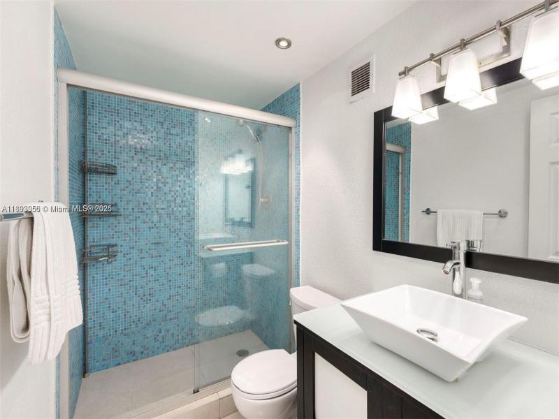Property photo # 6