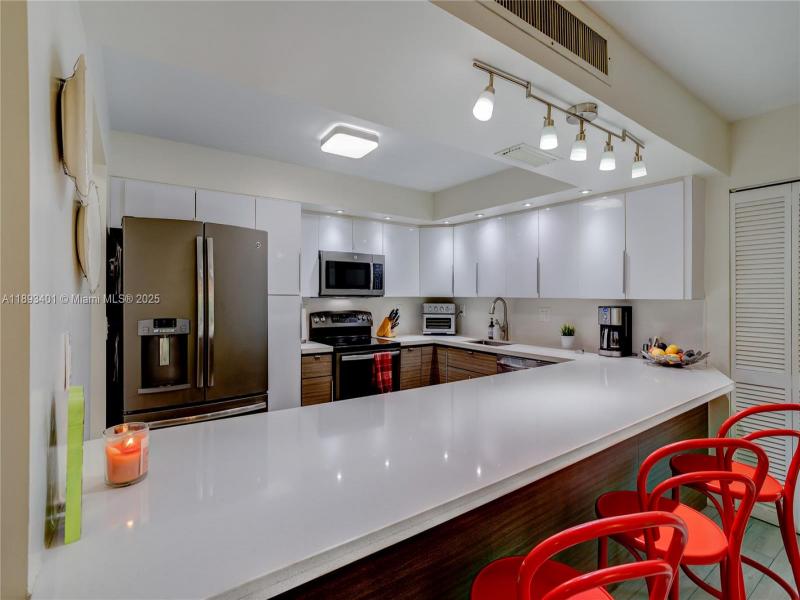 Property photo # 4