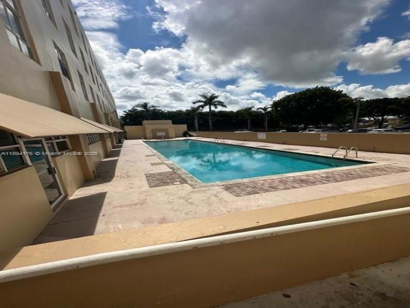Property photo # 8