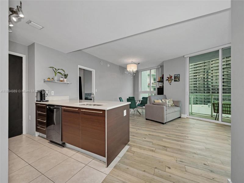 Property photo # 8