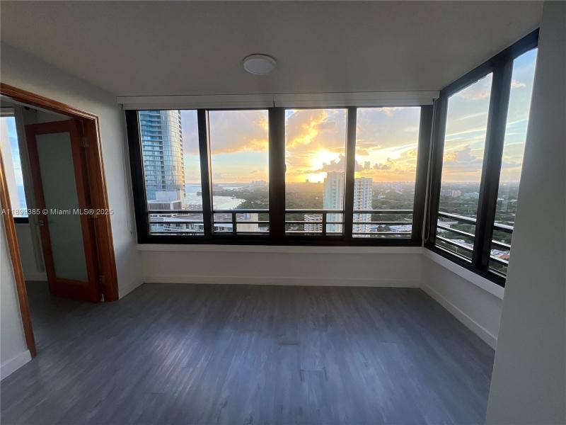 Condo for sale at Brickell Bay Club PH208