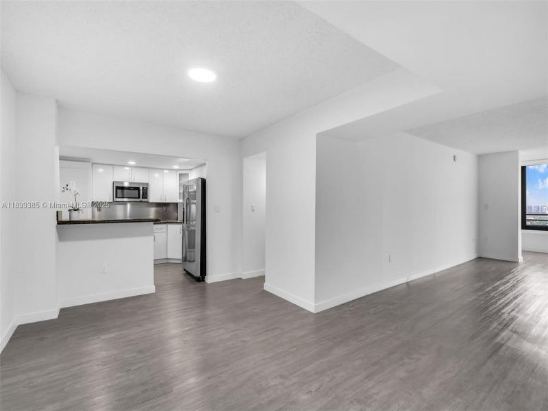 Condo for sale at Brickell Bay Club PH208
