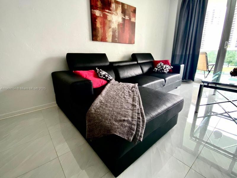 Property photo # 6