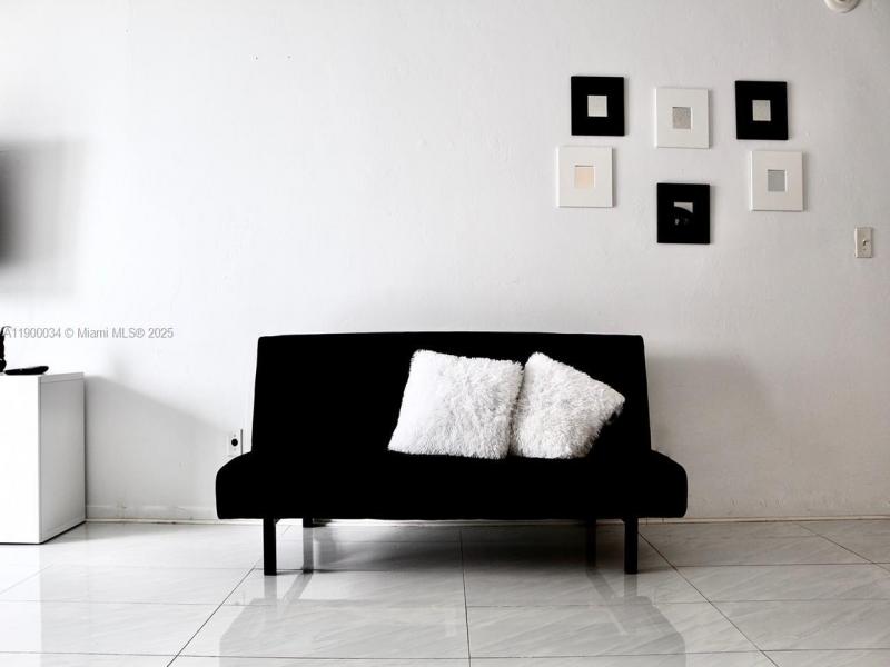 Property photo # 9
