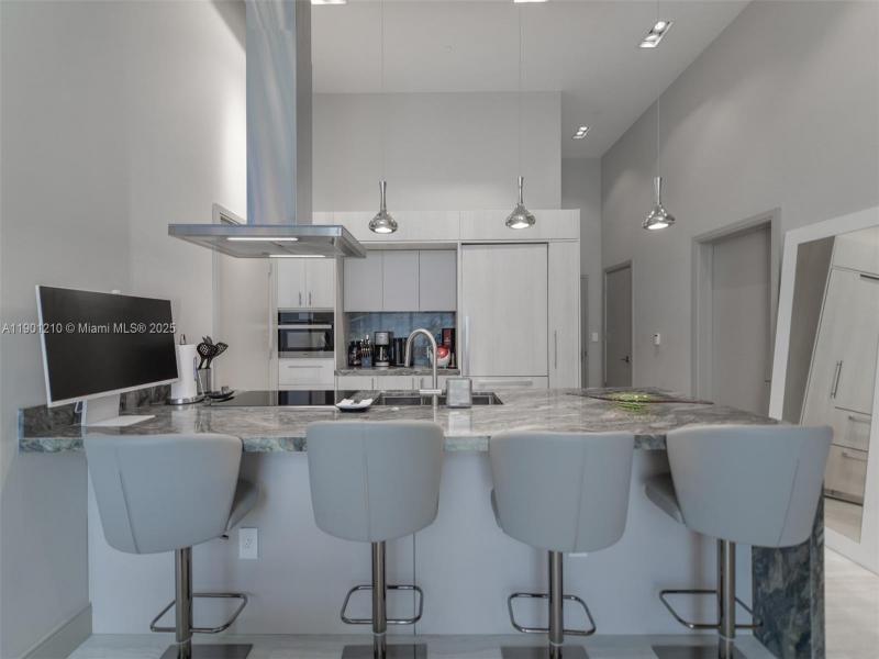 Property photo # 8