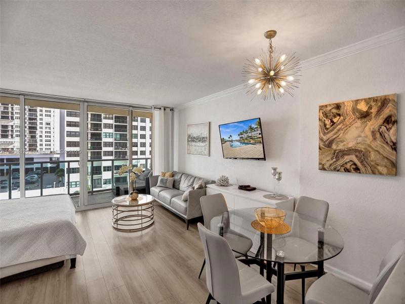 The Wave Condo Apt #505