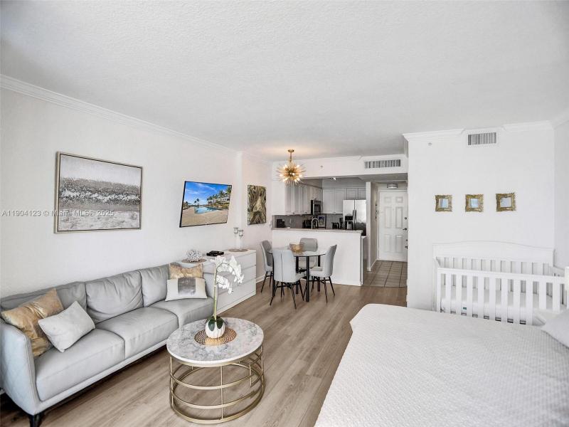Apartment for rent at The Wave Condo 505