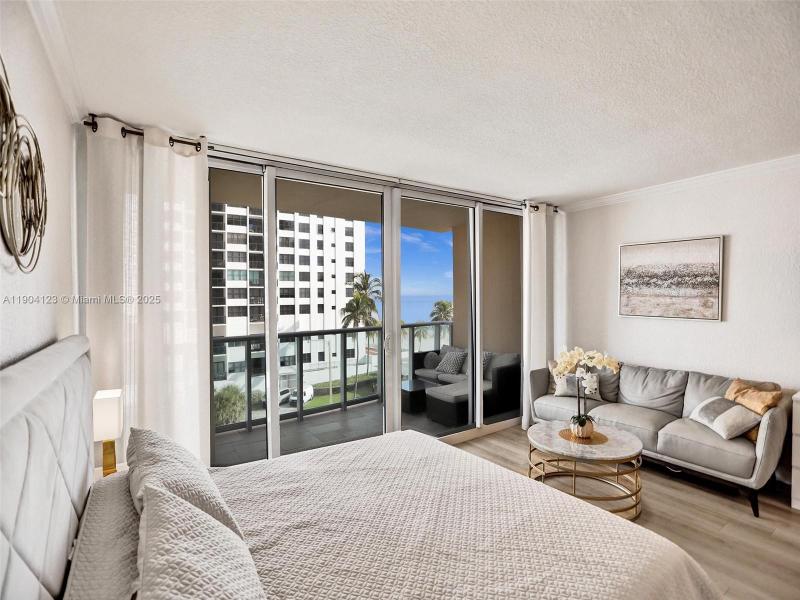Apartment for rent at The Wave Condo 505