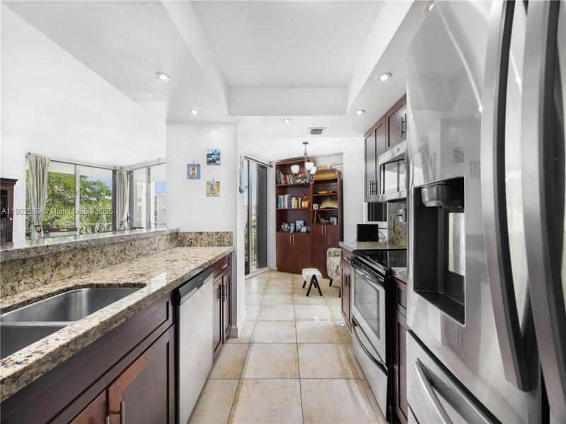 Condo for sale at Towers of Quayside 4 412