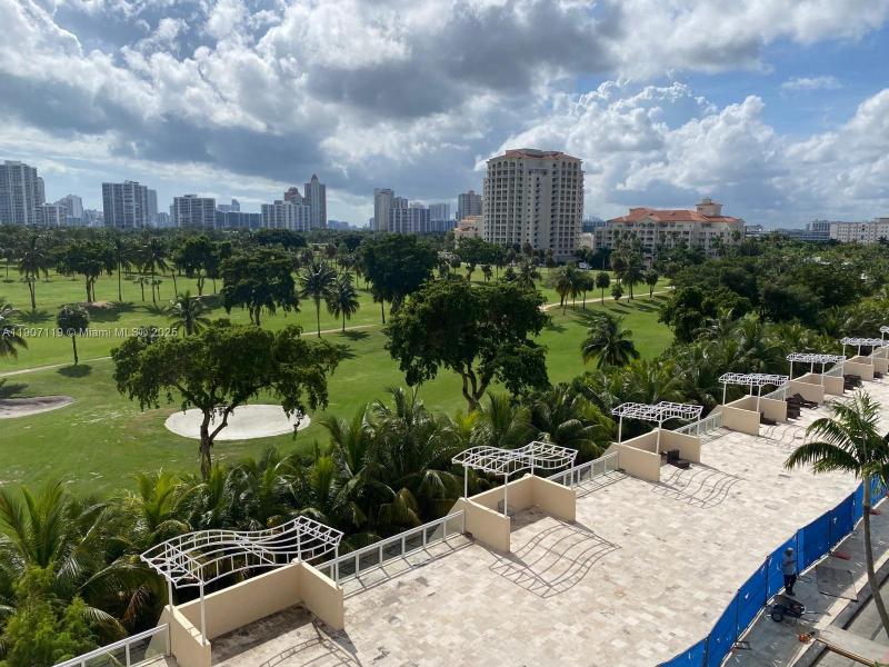 Comprar apartamento en Coronado I 737