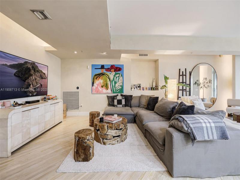 Comprar apartamento en The Meridian Lofts 307
