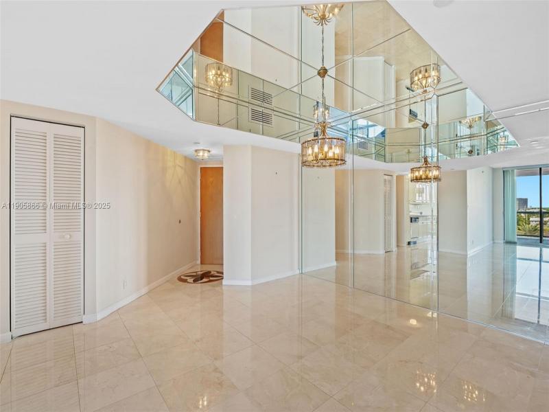 Comprar apartamento en Harbor Tower at Waterways 602