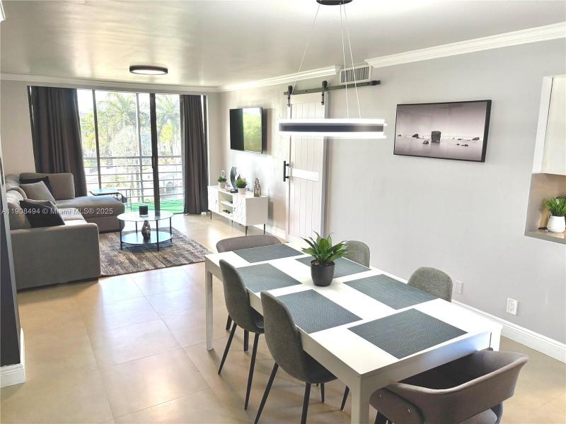 Biscaya Apt #501