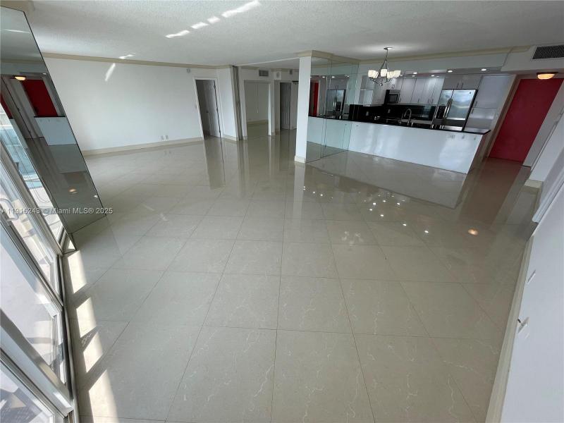 Condo for sale at Hallmark of Hollywood 1823