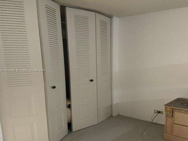 Comprar apartamento en Winston Towers 1605