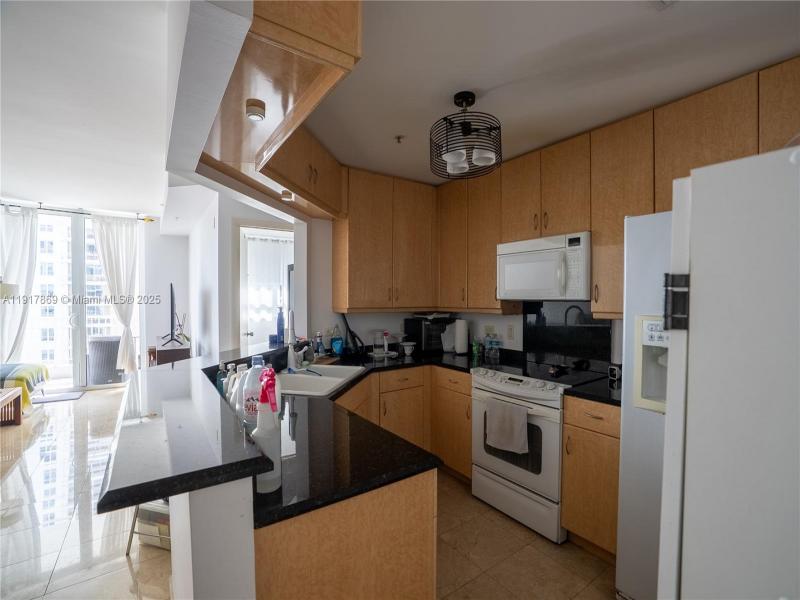 Property photo # 9