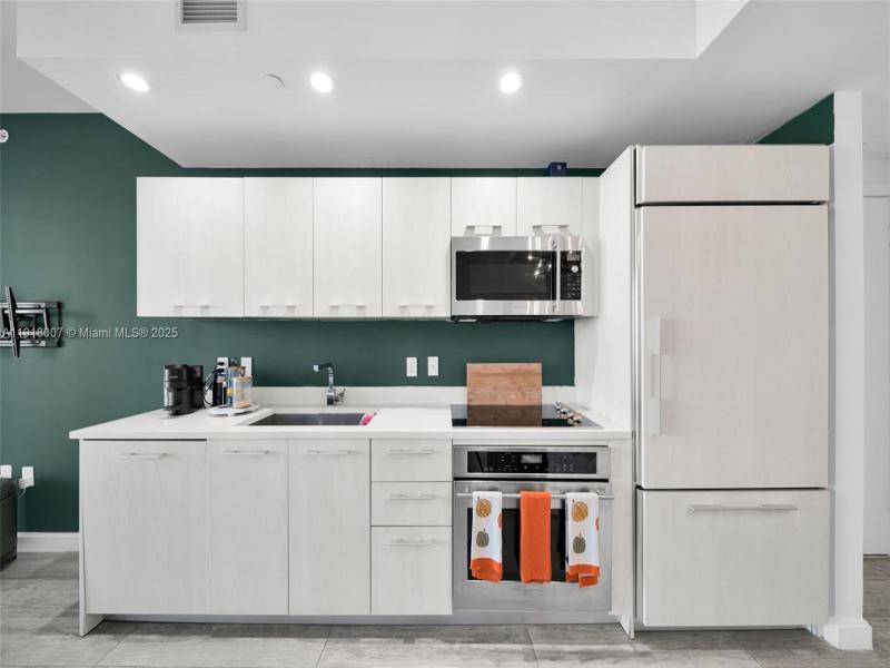 Property photo # 2