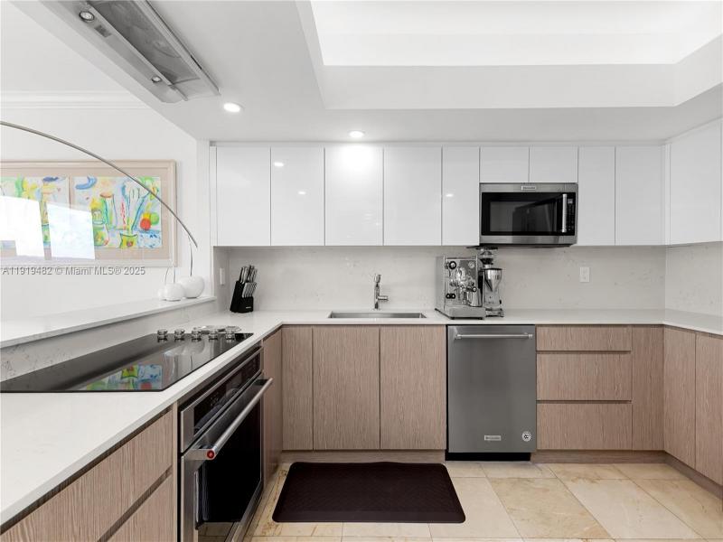 Property photo # 9