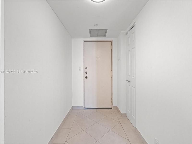 Condo for sale at Brickell Place III A1013