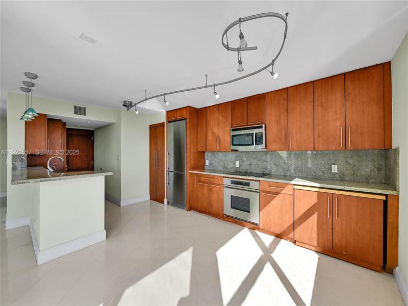 Condo for sale at The Corinthian 15H