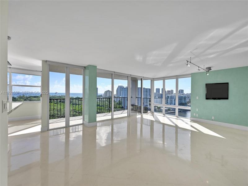 Condo for sale at The Corinthian 15H