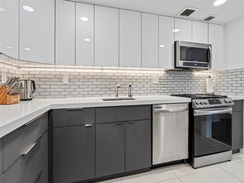 Apartment for rent at Parker Tower 511