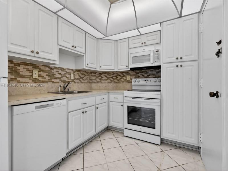 Property photo # 7