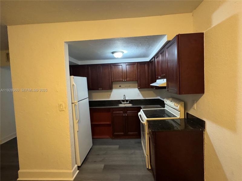 Property photo # 3