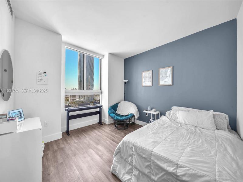 Property photo # 6