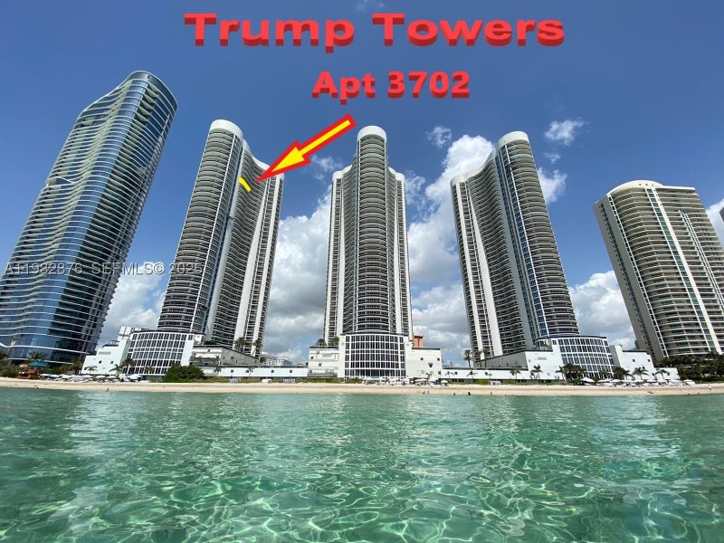 Condo for sale at Trump Tower Three 3702