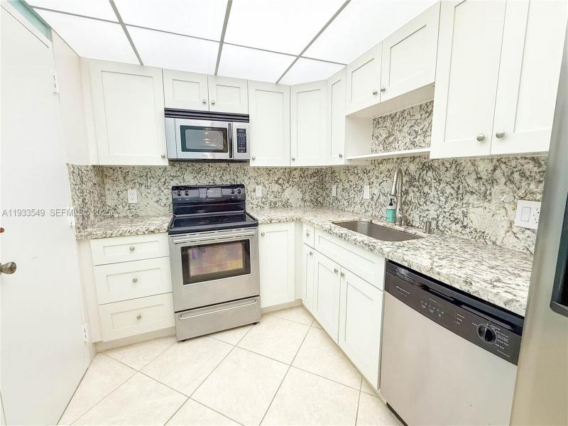 Property photo # 6