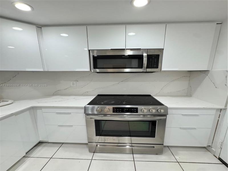 Property photo # 8