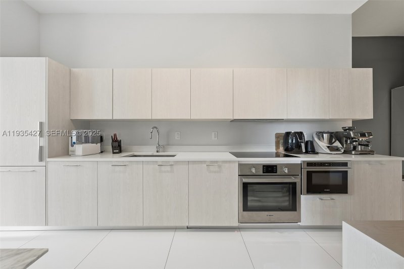 Comprar apartamento no Paraiso Bayviews 401