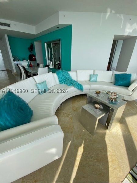 Apartment for rent at Trump Palace 3909