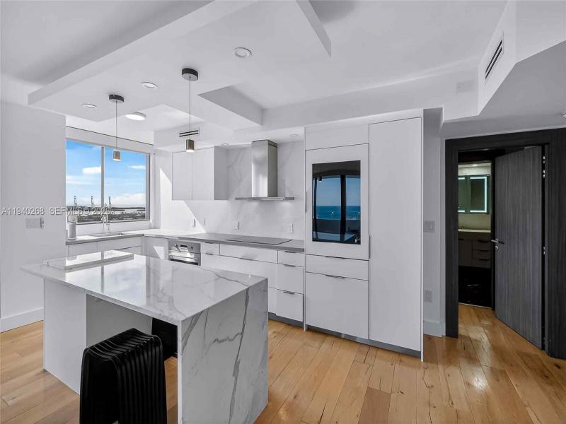 Property photo # 8
