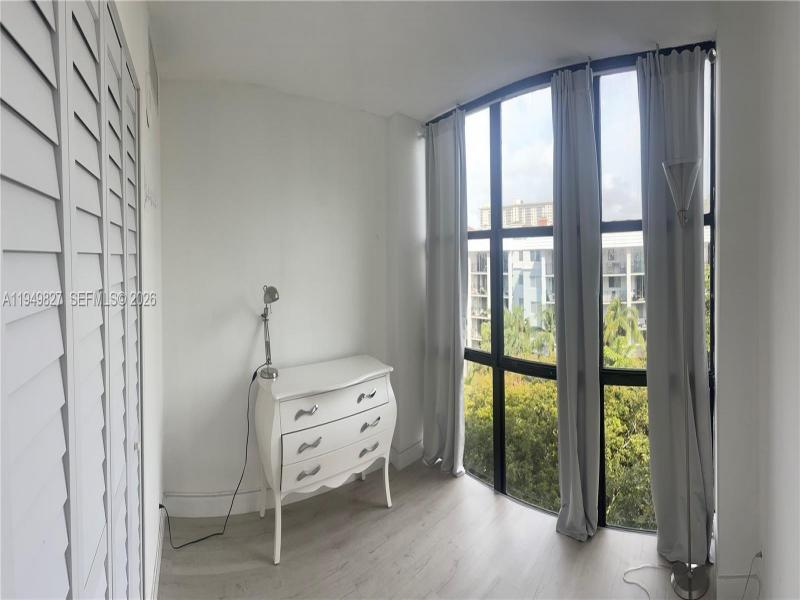 Condo for sale at Plaza of the Americas 603