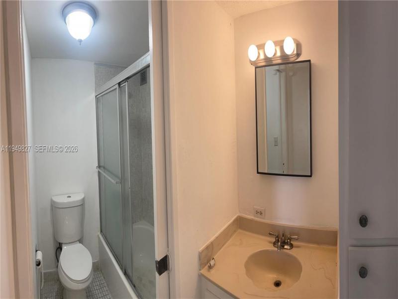 Condo for sale at Plaza of the Americas 603