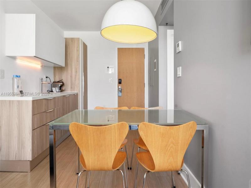 Comprar apartamento en 1215 on West 408